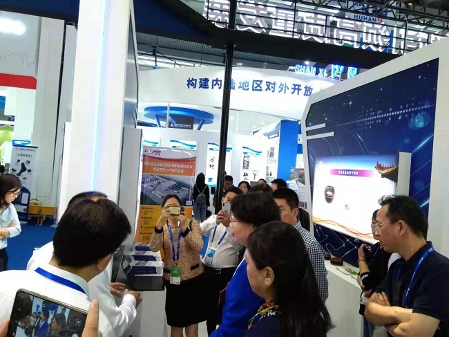 深圳高交會|深奧圖硬科技智能儲運系統(tǒng)引領(lǐng)行業(yè)風(fēng)向標 深圳高交會|深奧圖硬科技智能儲運系統(tǒng)引領(lǐng)行業(yè)風(fēng)向標